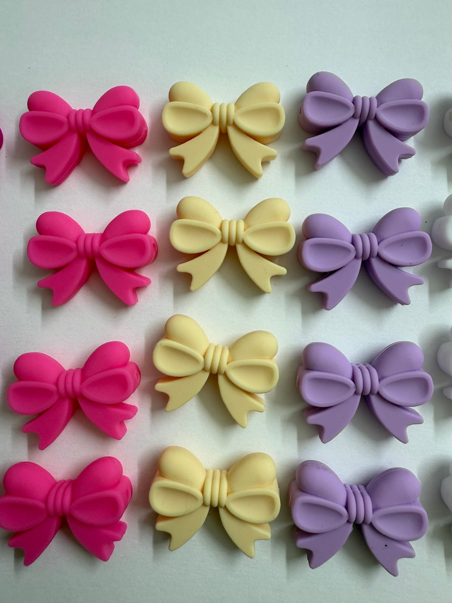 Bows (horizontal)