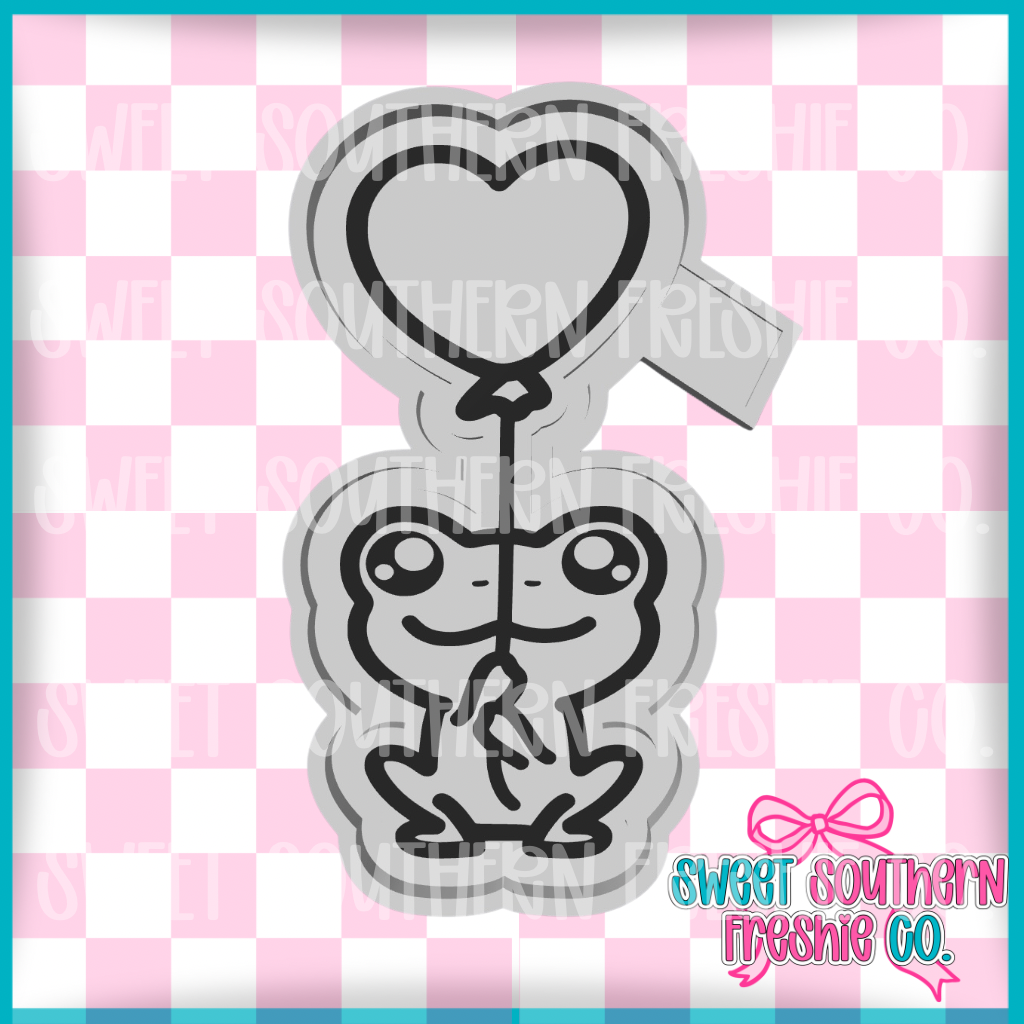Frog With Heart Balloon