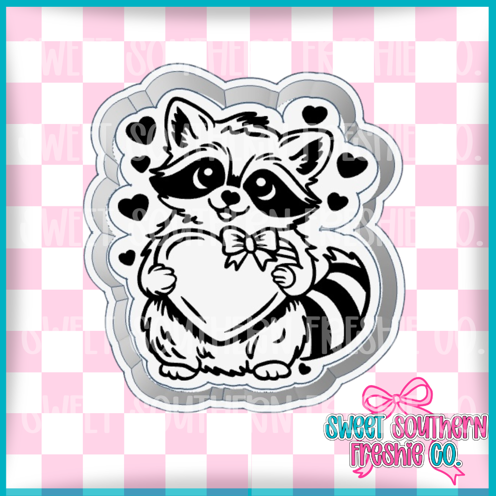 Love raccoon