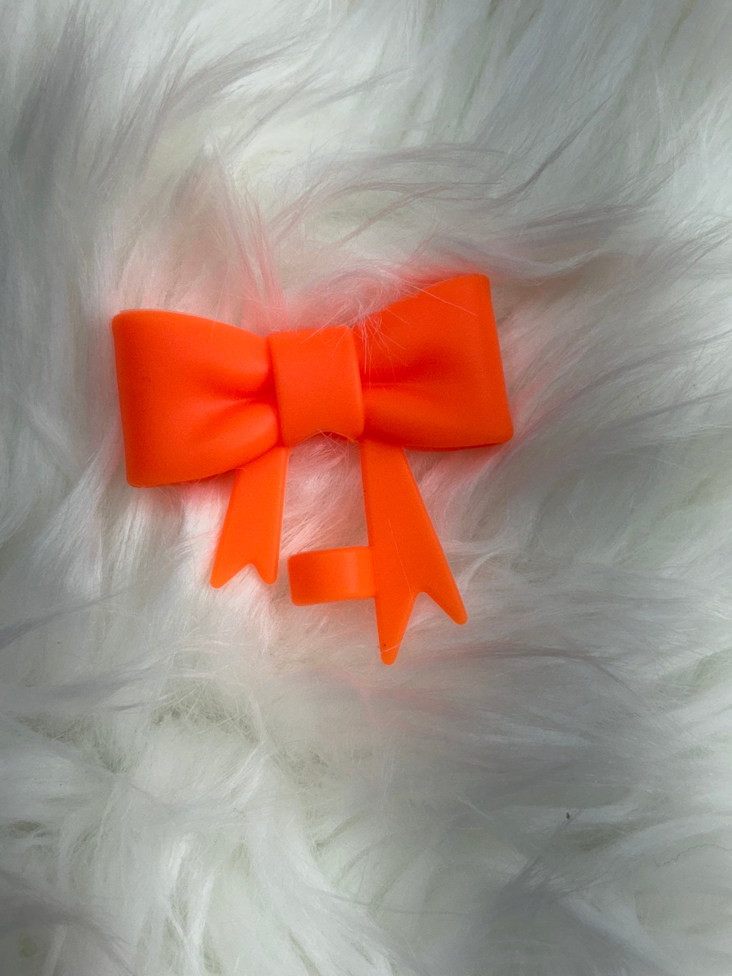 COQUETTE BOW SILICONE STRAW TOPPER