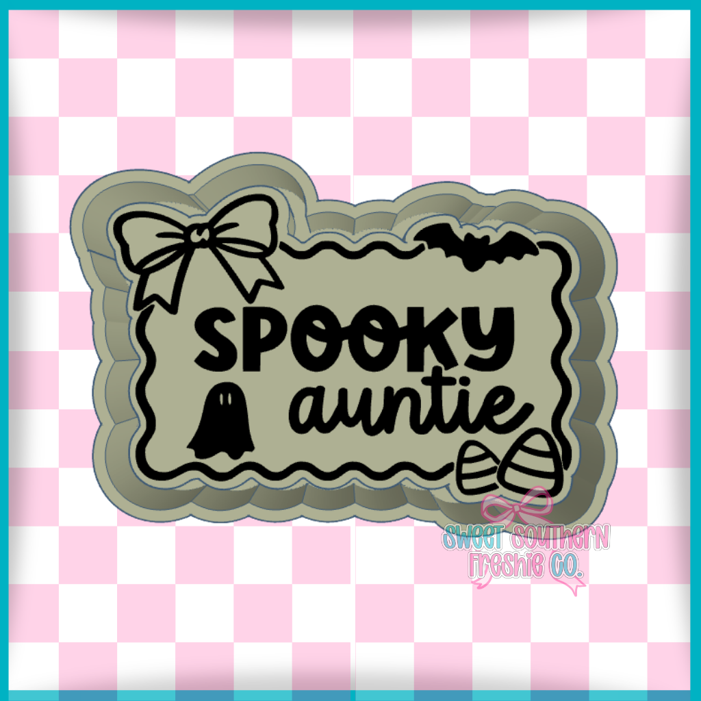 Spooky Auntie Frame