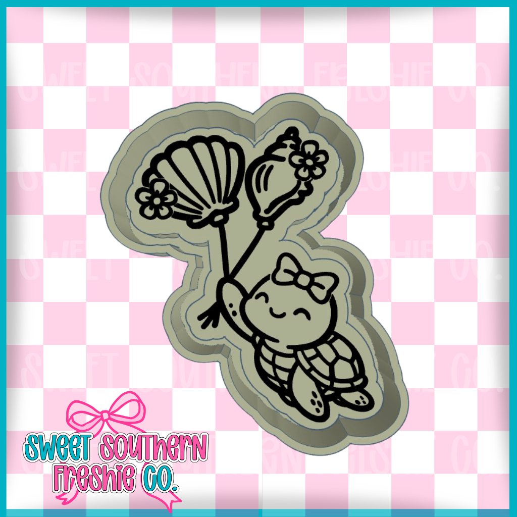 Turtle W/ Seashell Balloons