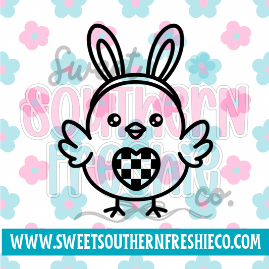 Cutie chic with checkered heart