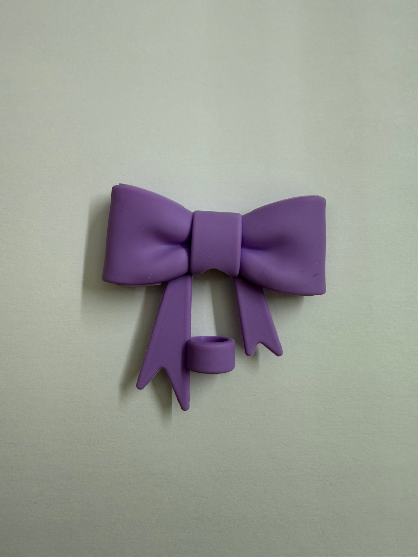 COQUETTE BOW SILICONE STRAW TOPPER