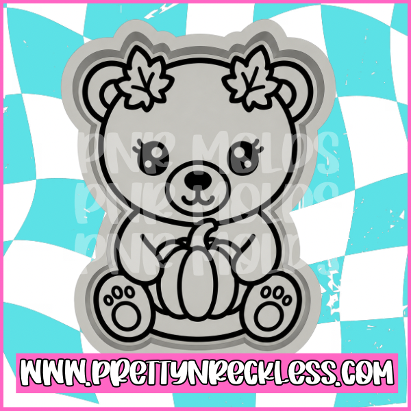 Bear with pumpkin