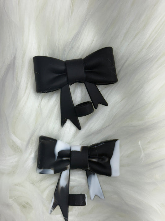 COQUETTE BOW SILICONE STRAW TOPPER